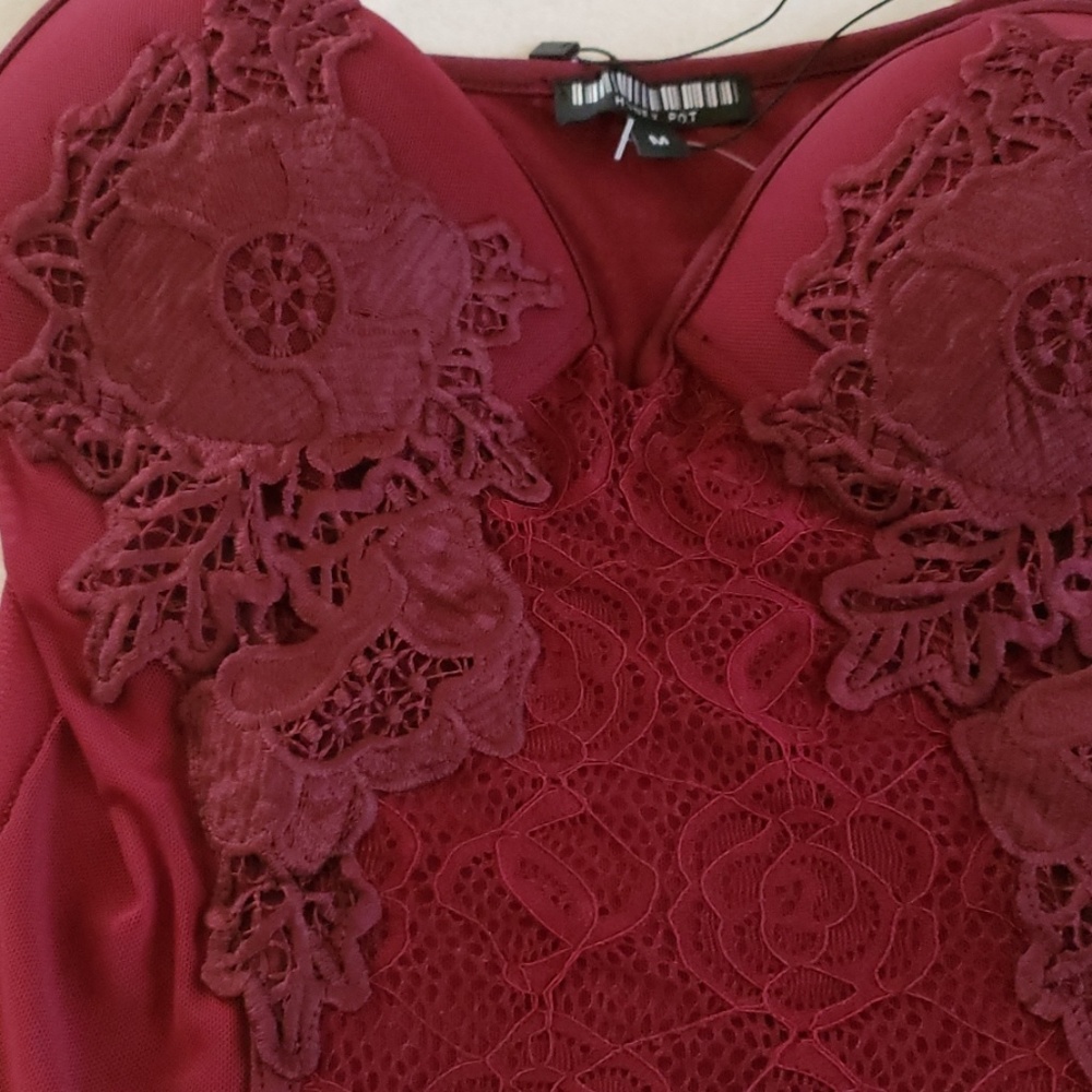 🚫SOLD🚫Bodysuit size medium - Picture 2 of 4